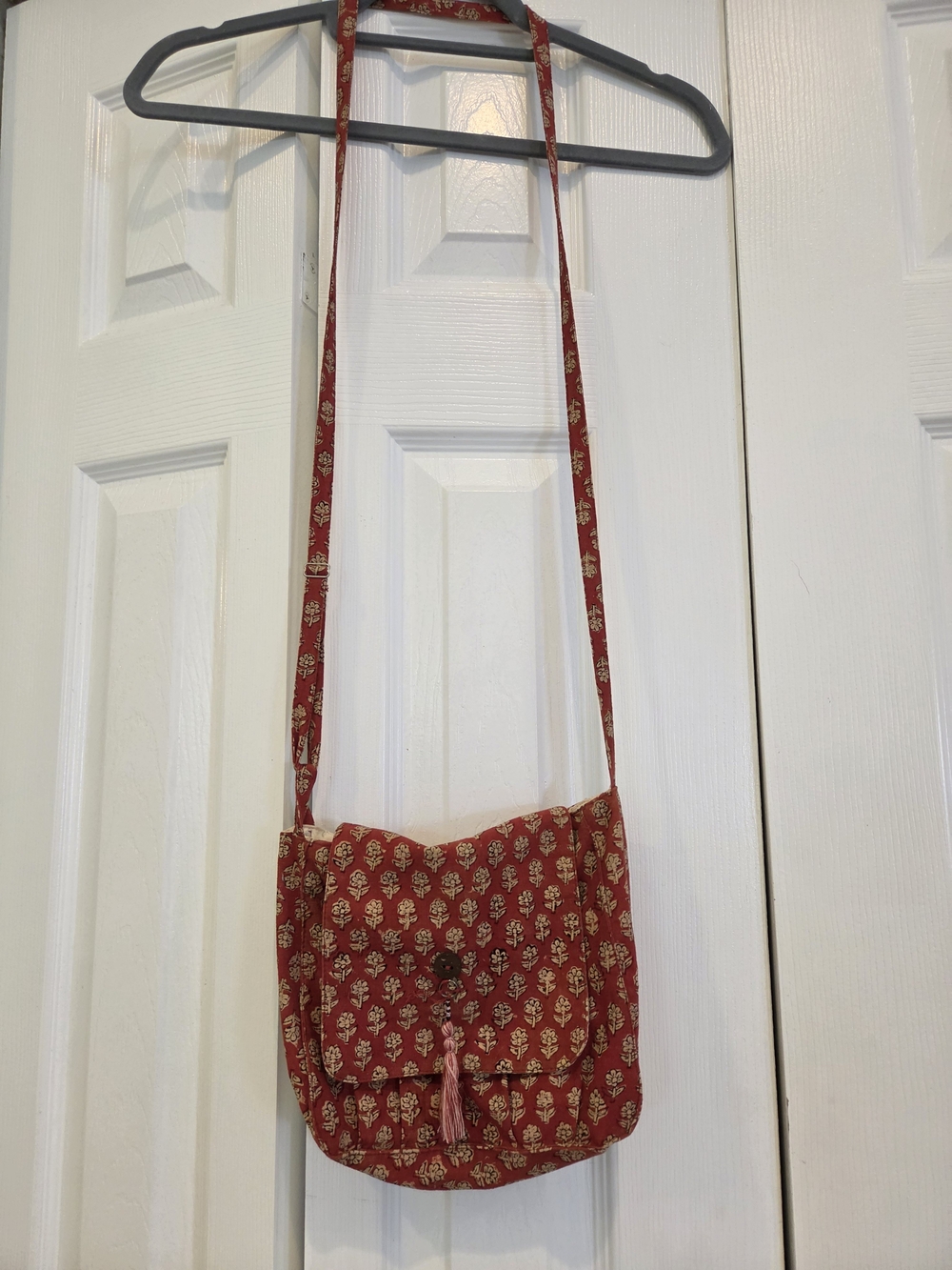 Little Red Printed Hippie Crossbody Bag with Tassel